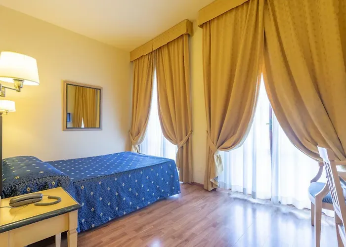 Benivieni מלון 3*