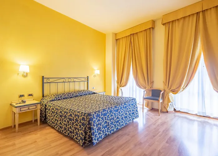 Ξενοδοχείο Benivieni 3*